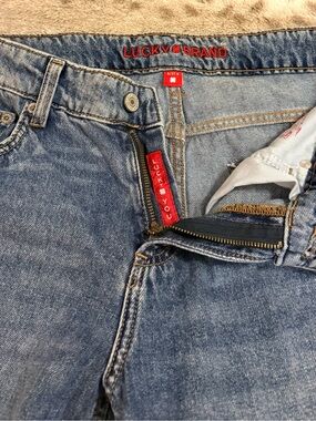 Lucky Brand Ladies denim jeans, Sz 4, mid rise, straight leg, 30.5” inseam